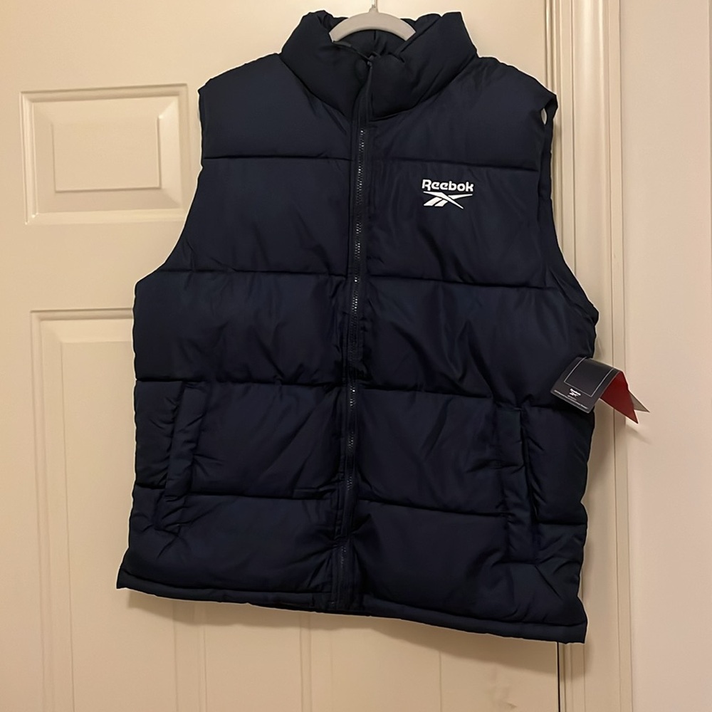 Reebok Men's Vector Navy Puffer Vest/NWT/L - Picture 15 of 16